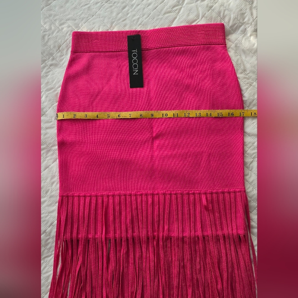 NWT!! Toccin Women’s Pink Fringe Knit Skirt Set - Picture 11 of 15